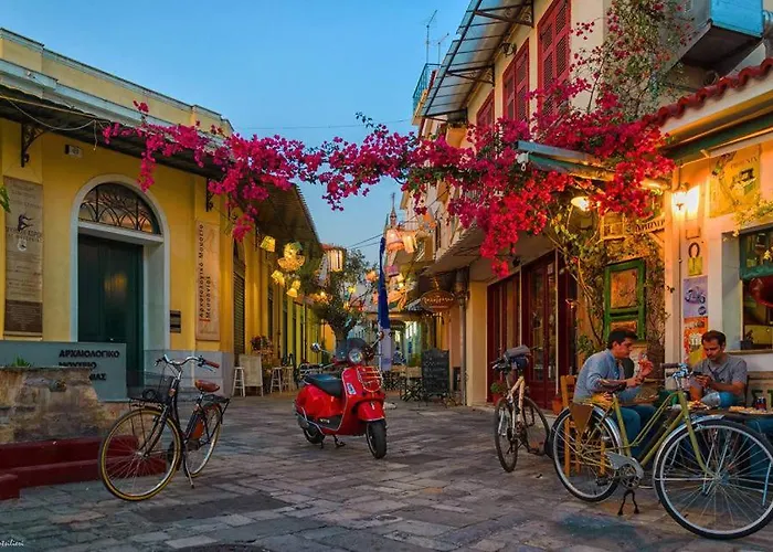 Cozy Flat On The Main Square, 10min To The Sea Vakantiehuis