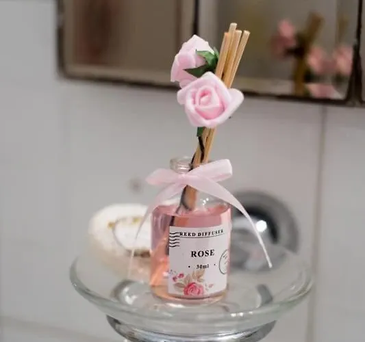 Cozy Flat On The Main Square, 10min To The Sea Vakantiehuis